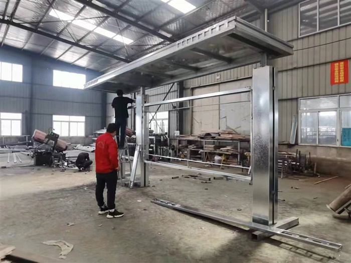 甘肅太陽能候車亭裝車發貨